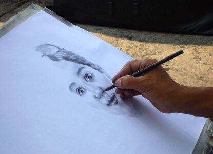 Hand artist paint