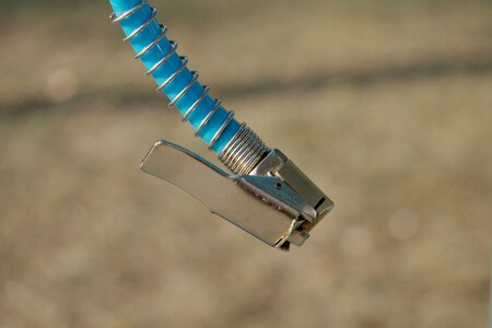 Wire fastener blur