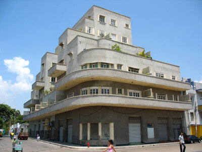 Edificio García in Barranquilla, Colombia photo