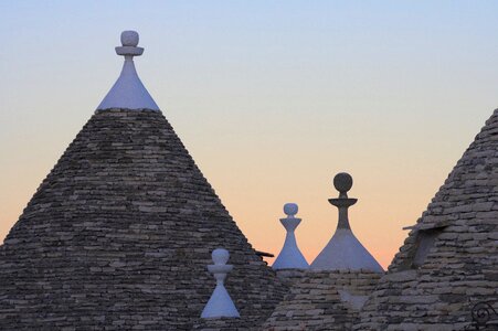 Puglia alberobello trulli photo