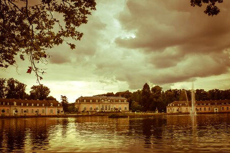 Architecture lake park
