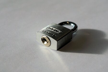 Metal u-lock closed