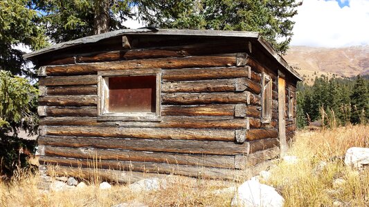 Log house old cabin photo