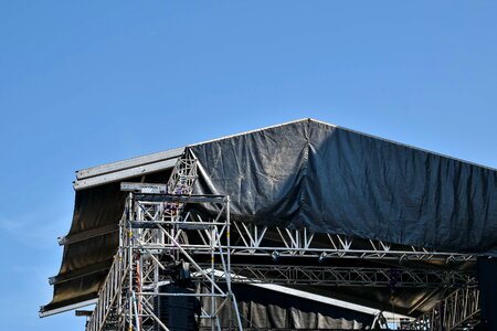 Stage structure building