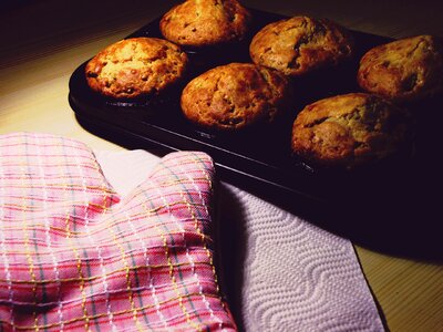 The dough baking glove