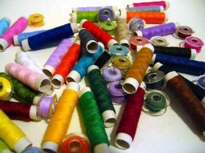 Thread sewing thread red photo