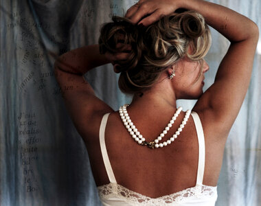 Woman Pearls photo
