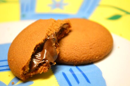 Breakfast brown button