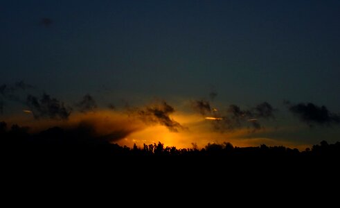 Atmosphere backlight cloud photo