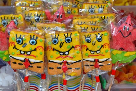 Confectionery color fun