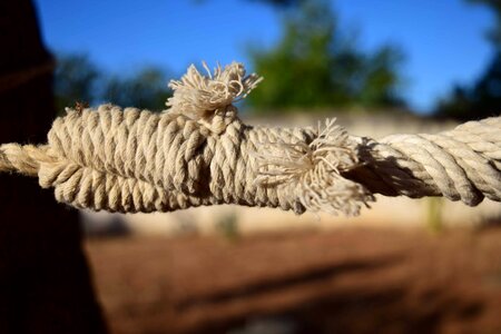 Daylight knot macro