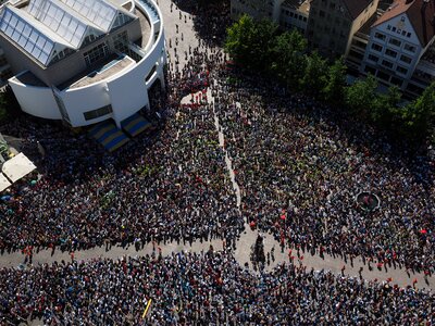 Crowds collection people