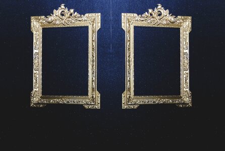 Gold decor gray portrait