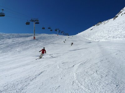Skiing skiers skier photo