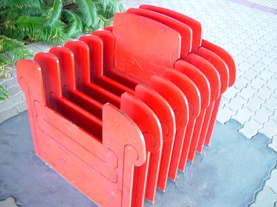 Armchair maple station