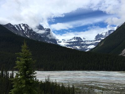 Emerald Lake, Canada photo