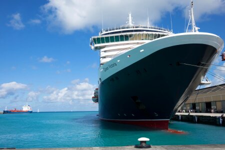 Ship ms queen victoria barbados photo