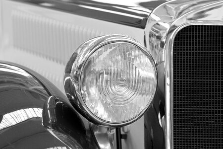 Spotlight old oldtimer