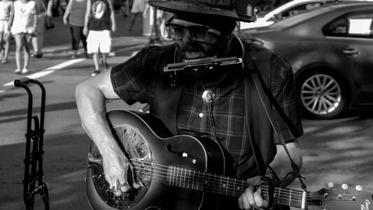 Street Singer Musician photo