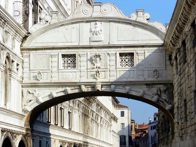Bridge of sighs venetia architecture