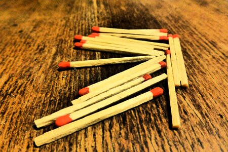 Match head red match