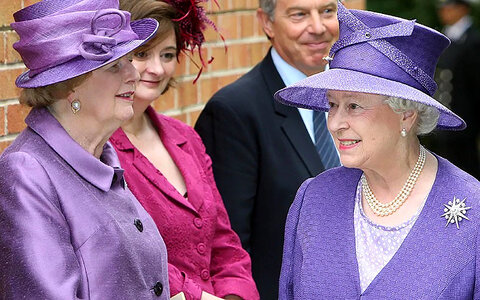 Margaret Thatcher and Queen Elizabeth photo