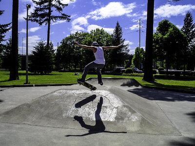 Skateboarder in Marion Park, Salem, Oregon photo