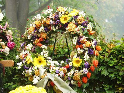 Funeral mourning cemetery photo