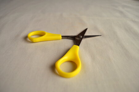 Yellow Scissors 3