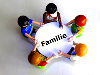Round table talk consulting