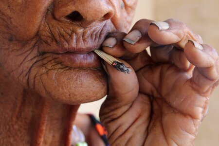 Cigarette age hand