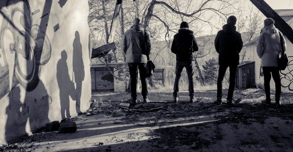 Group autumn the ruins of the