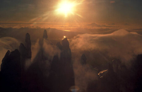 Misty Aghileen Pinnacles