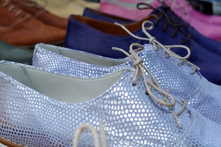 Shoelace shoes fashion