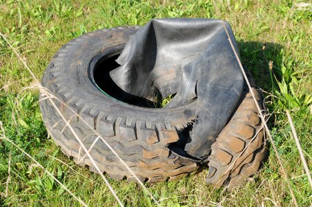 Waste auto rubber