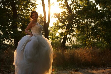 Gorgeous bride wedding dress