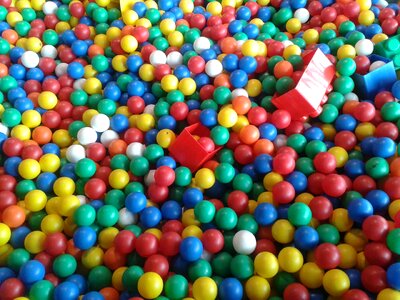 Ball bath background color