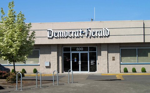 Democrat-Herald offices on Lyon Street in Albany, Oregon