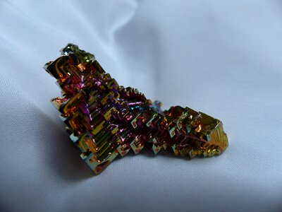 Bismuth bismuth crystal bismuth crystal level photo