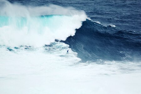 Water surf surfing