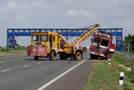 Crane recovery karnataka
