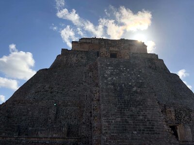 Pyramid sun grave photo