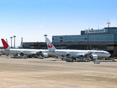 Airport fly commercial photo