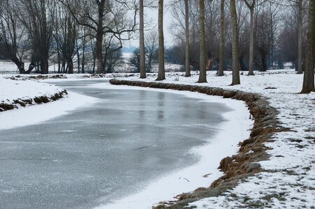 Water courses gel winter photo