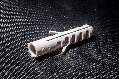 Dowel fixing system plastic
