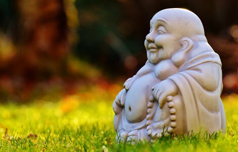 Buddhism fernöstlich silent