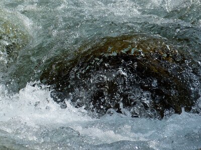 Cold murmur roaring