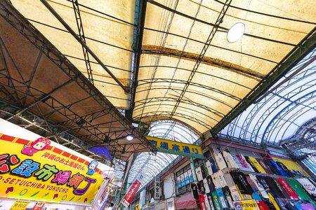6 Shopping street