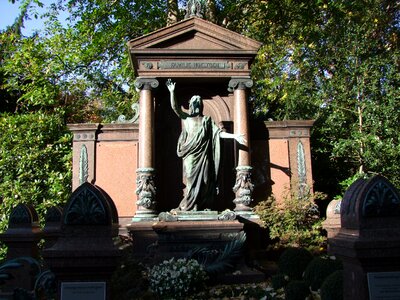 Death grave crypt photo