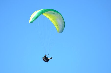 Hang gliding sport leisure photo